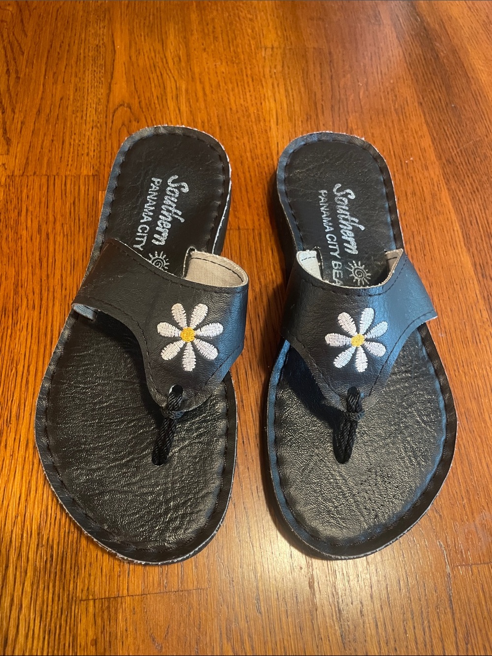 Panama Jack Southern Soles Flip Flop - size 5